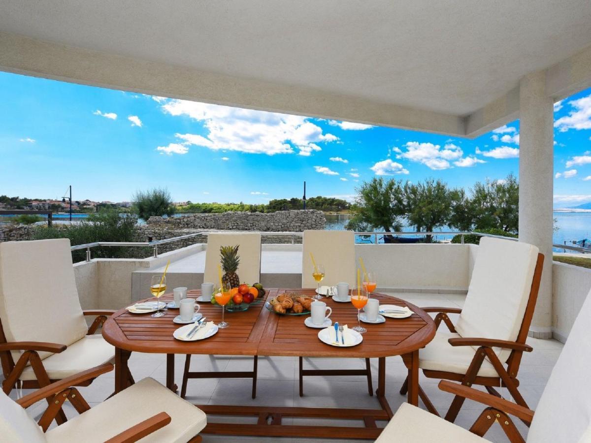 Modern Villa In Nin With Terrace Dış mekan fotoğraf