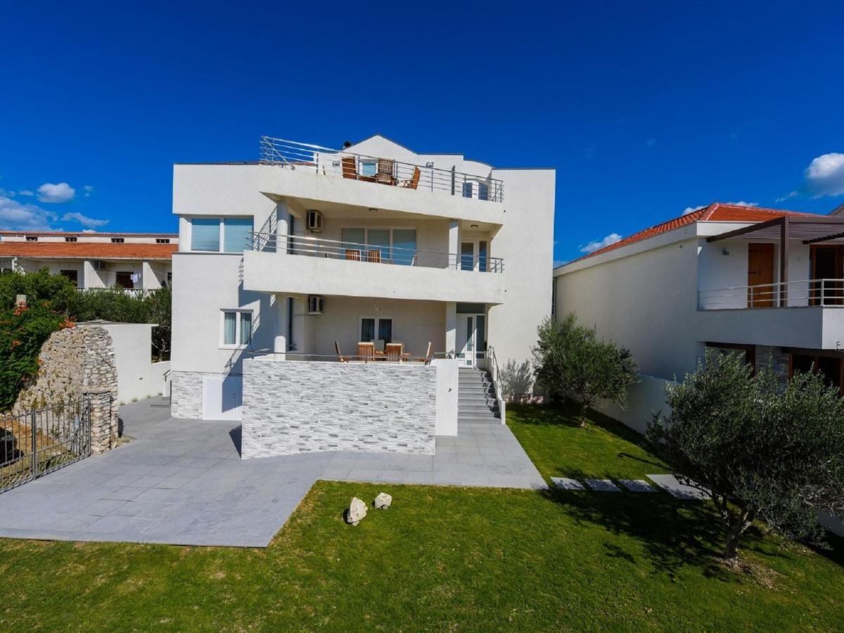 Modern Villa In Nin With Terrace Dış mekan fotoğraf