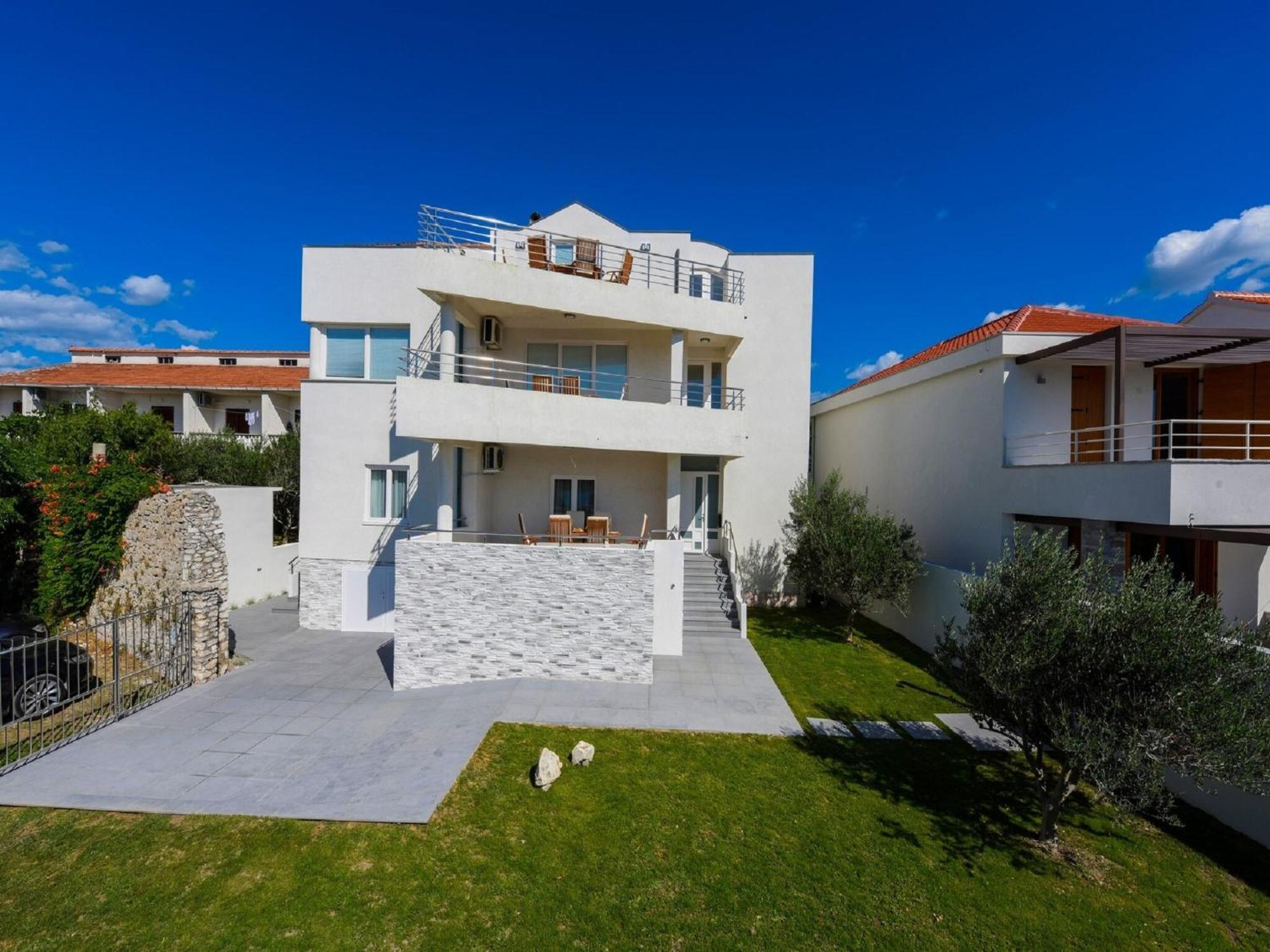 Modern Villa In Nin With Terrace Dış mekan fotoğraf