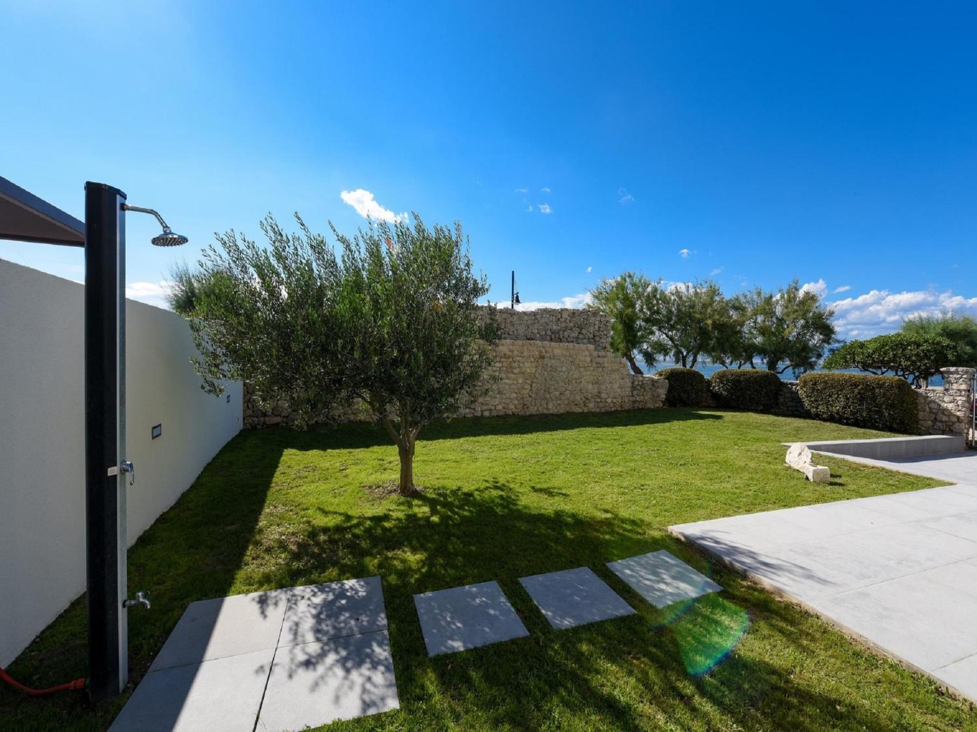 Modern Villa In Nin With Terrace Dış mekan fotoğraf